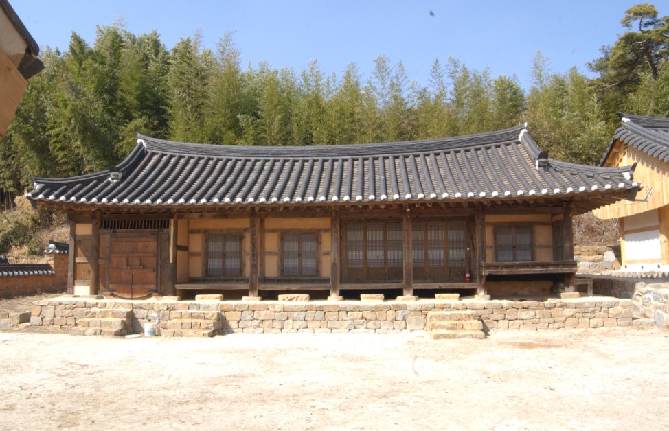 두산정 정면