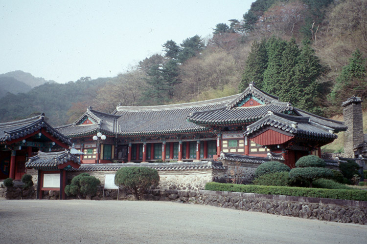합천 해인사 홍제암