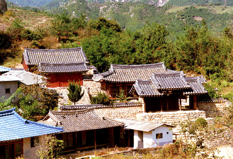 옥계서원전경
