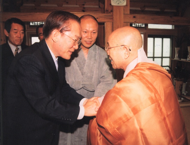 HC합천이회창총재해인사종정