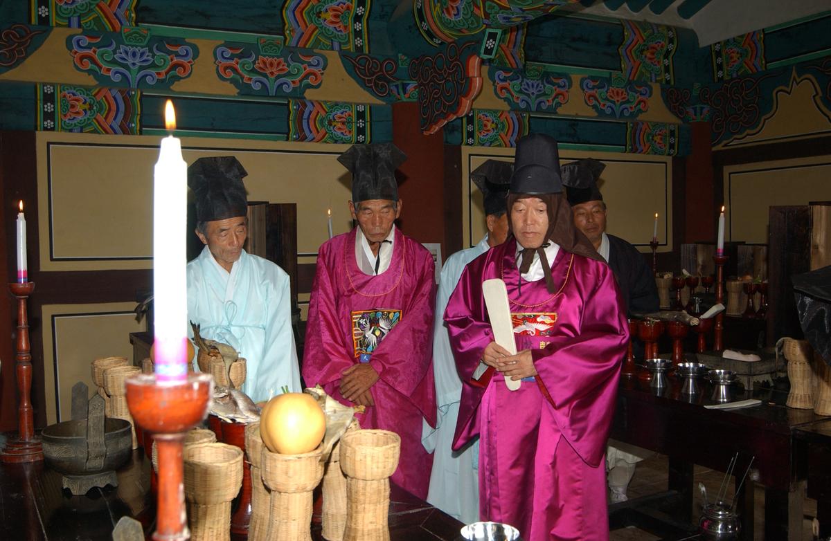 공부자탄강2556년추기석정