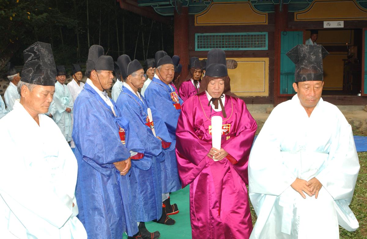 공부자탄강2556년추기석정