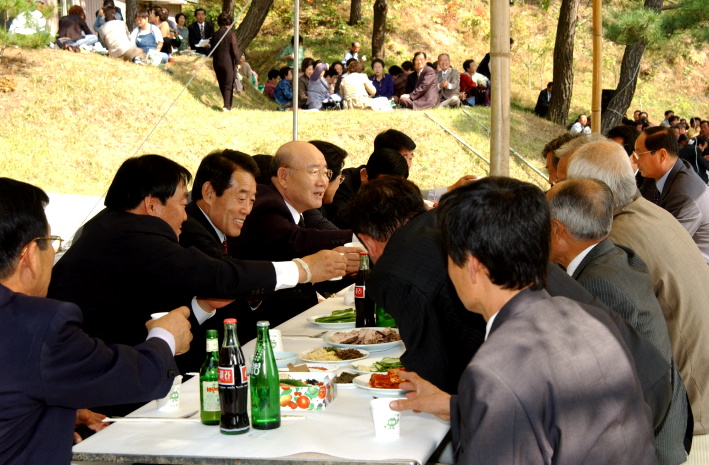 HC전두환전대통령선영참배