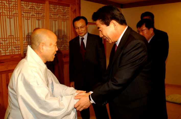 HC합천해인사노무현대통령방문