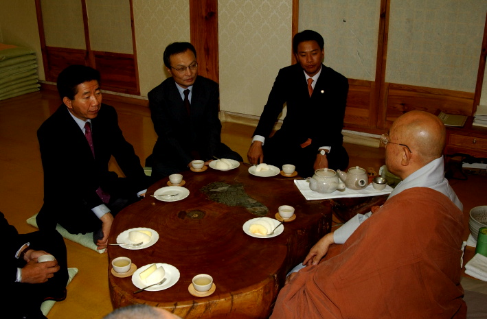 합천해인사주지노무현환담