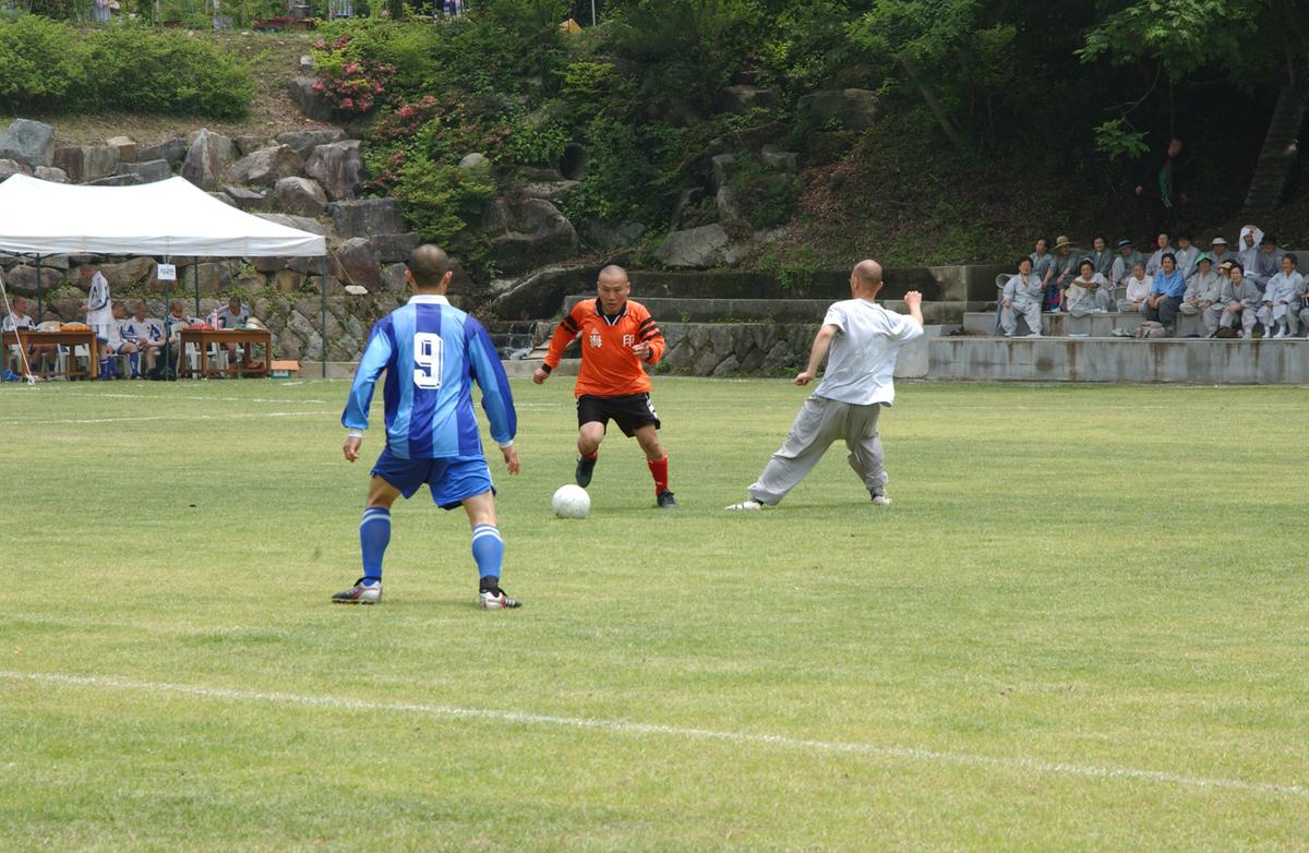 2004년 단오절스님축구(1)8