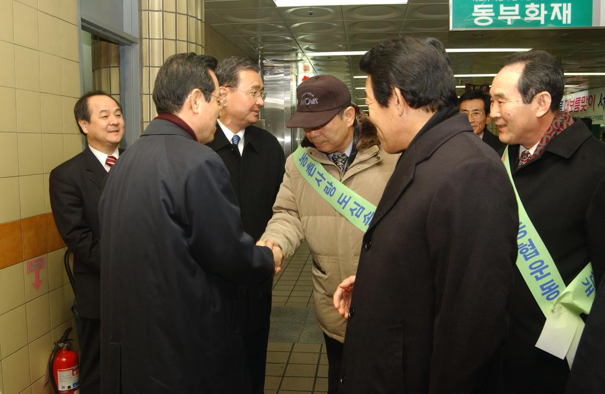 2005합천우수서울농특산물점개장-4