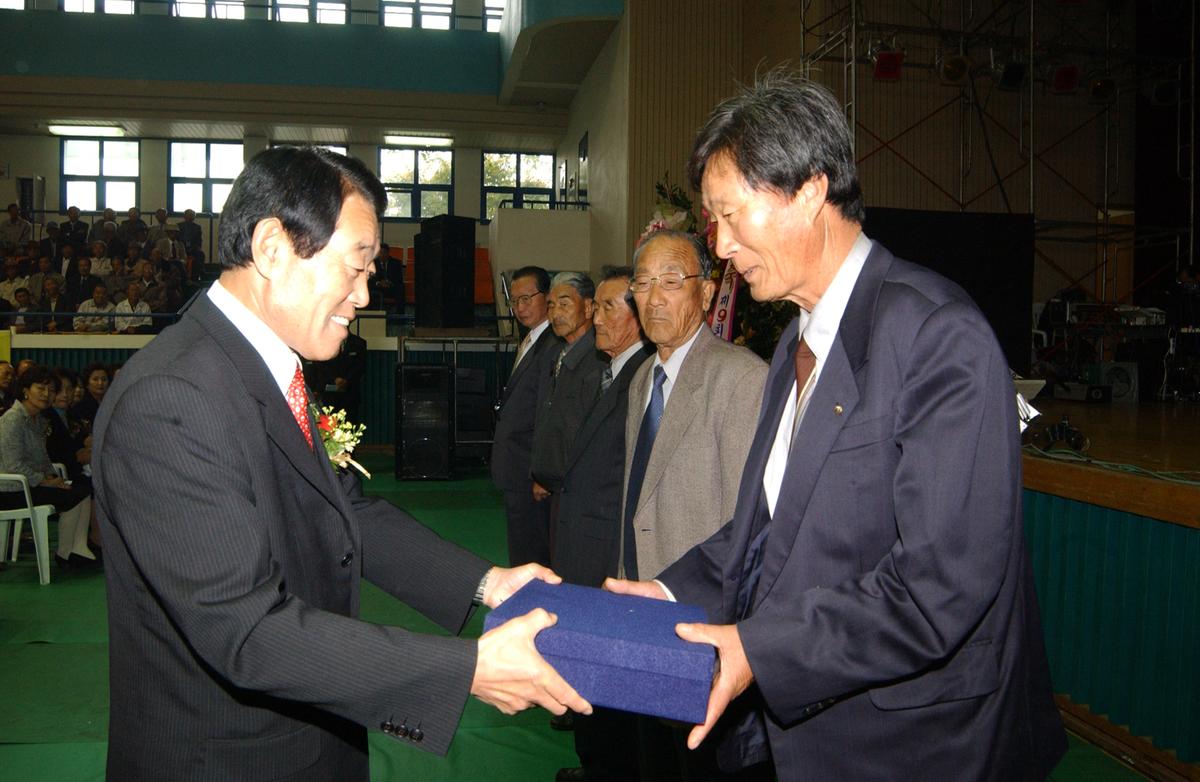 2005노인의날경로위안잔치-1