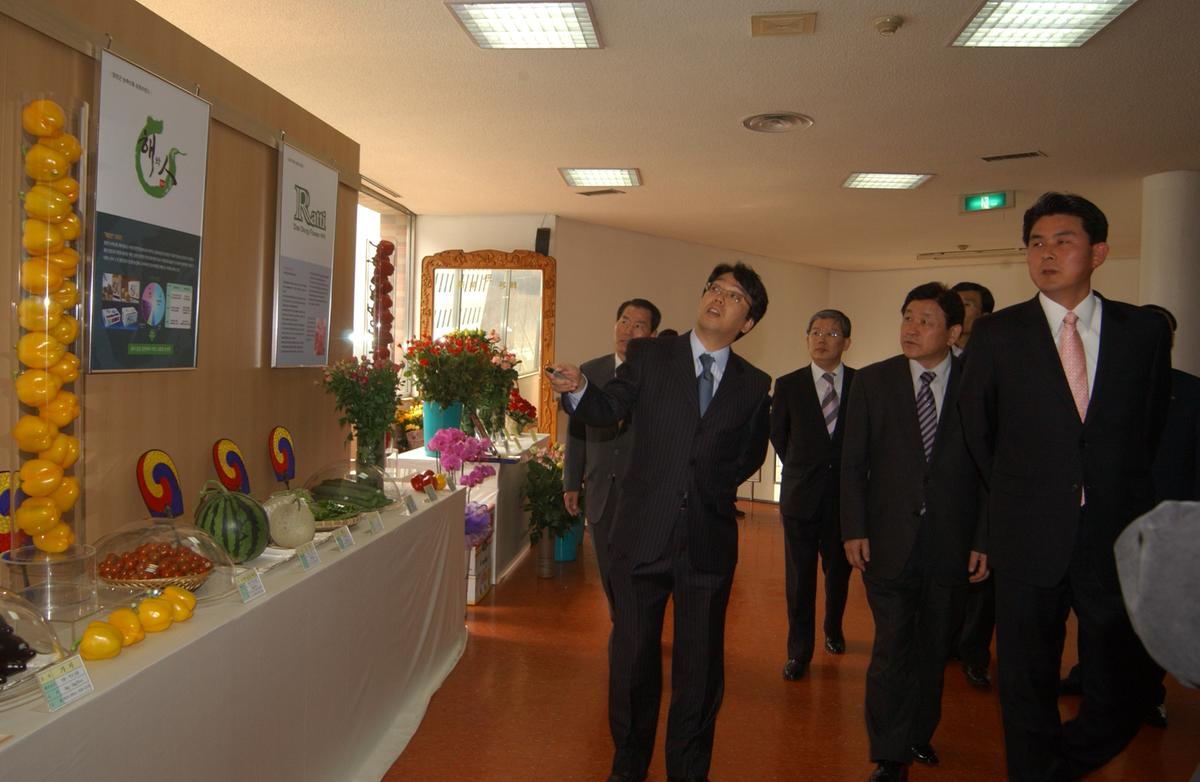 20050401 경남농수산물 수출탑시상-1