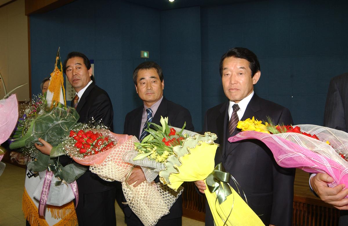 20050401 경남농수산물 수출탑시상-2