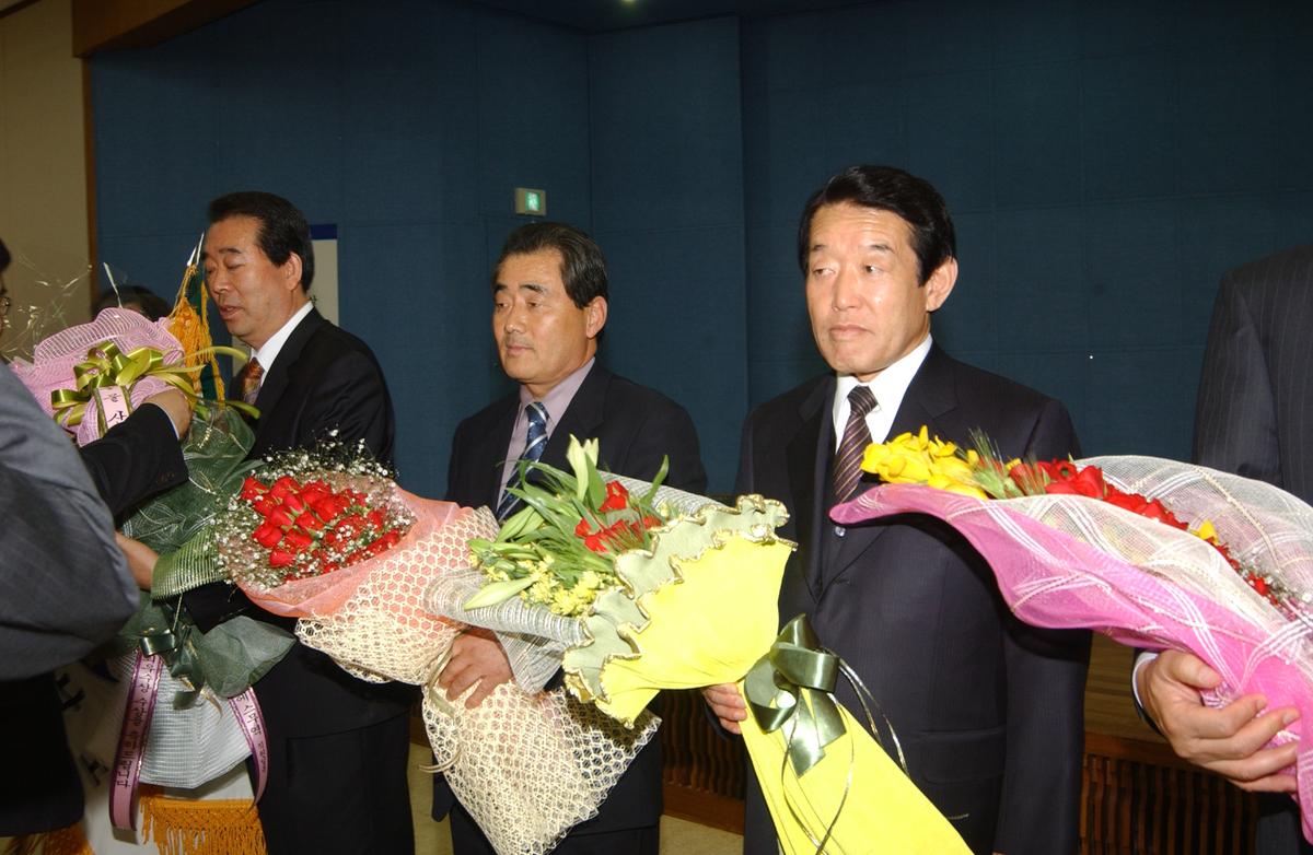 20050401 경남농수산물 수출탑시상-2