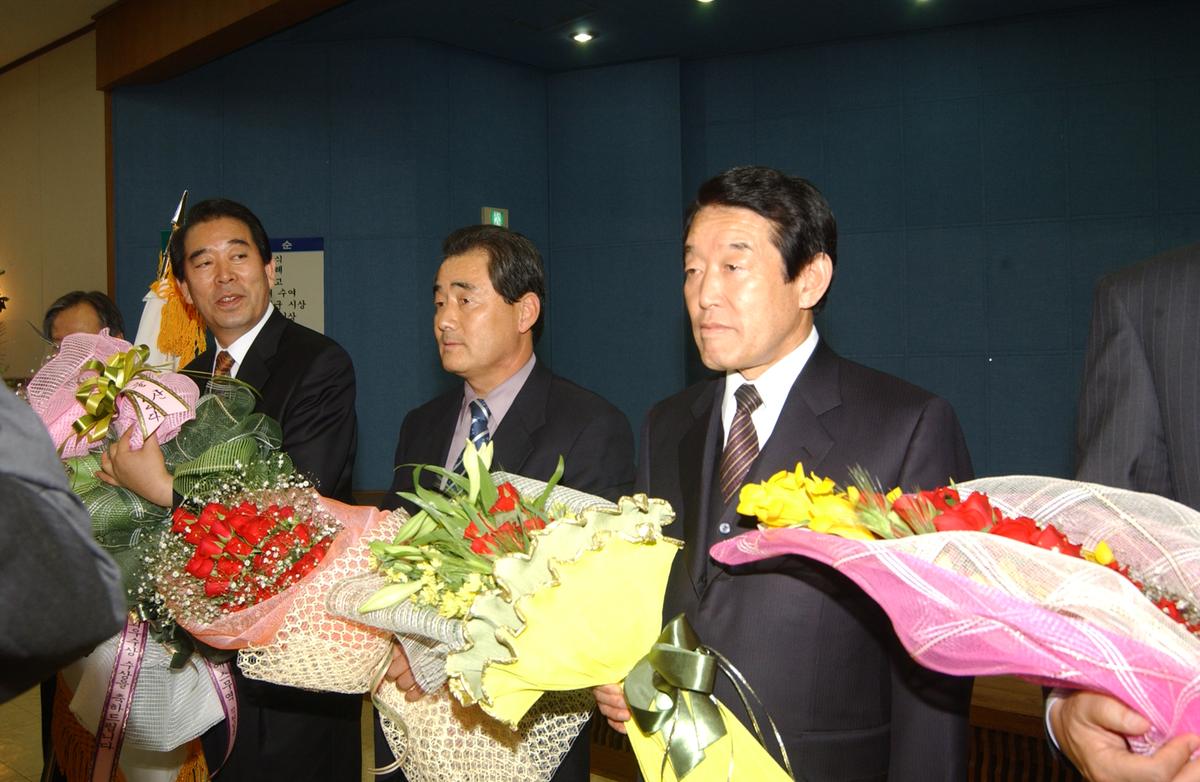 20050401 경남농수산물 수출탑시상-2