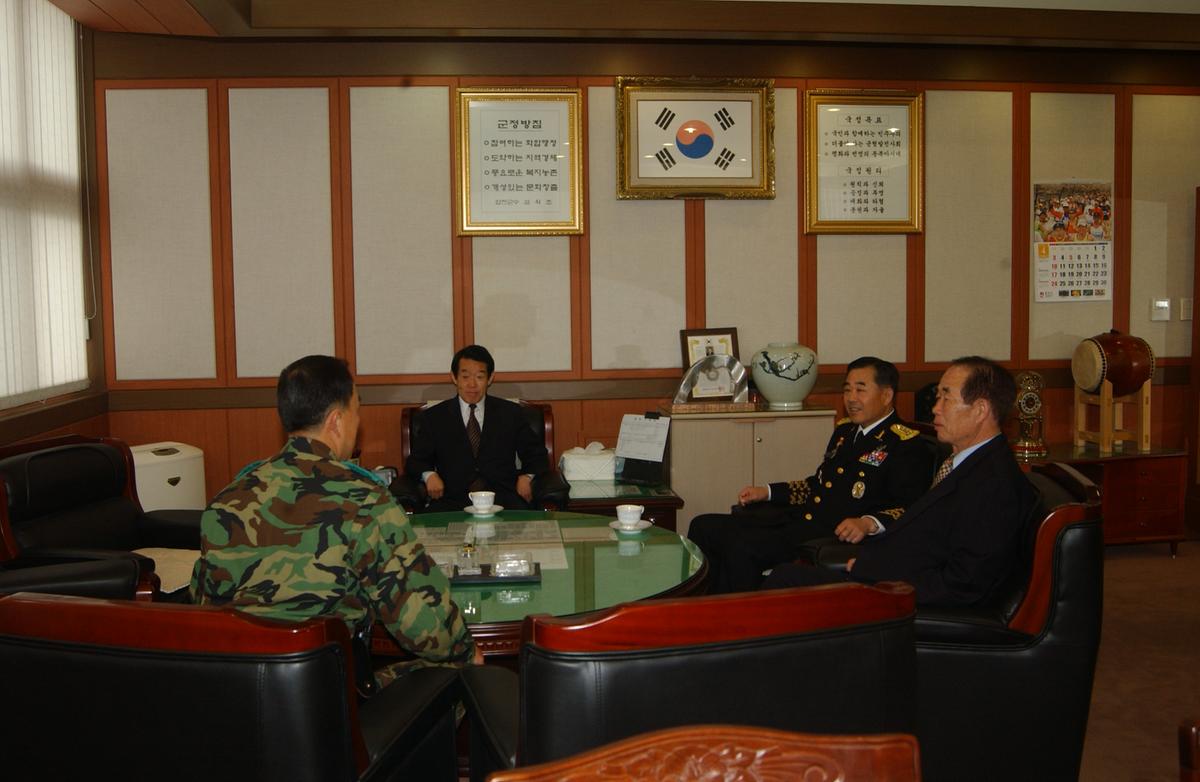 20050409 제2군사령관 환영-1