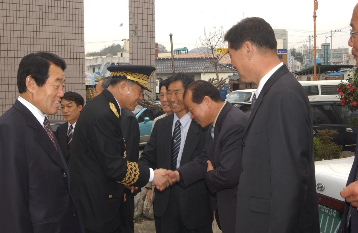 20050409 제2군사령관 환영-2