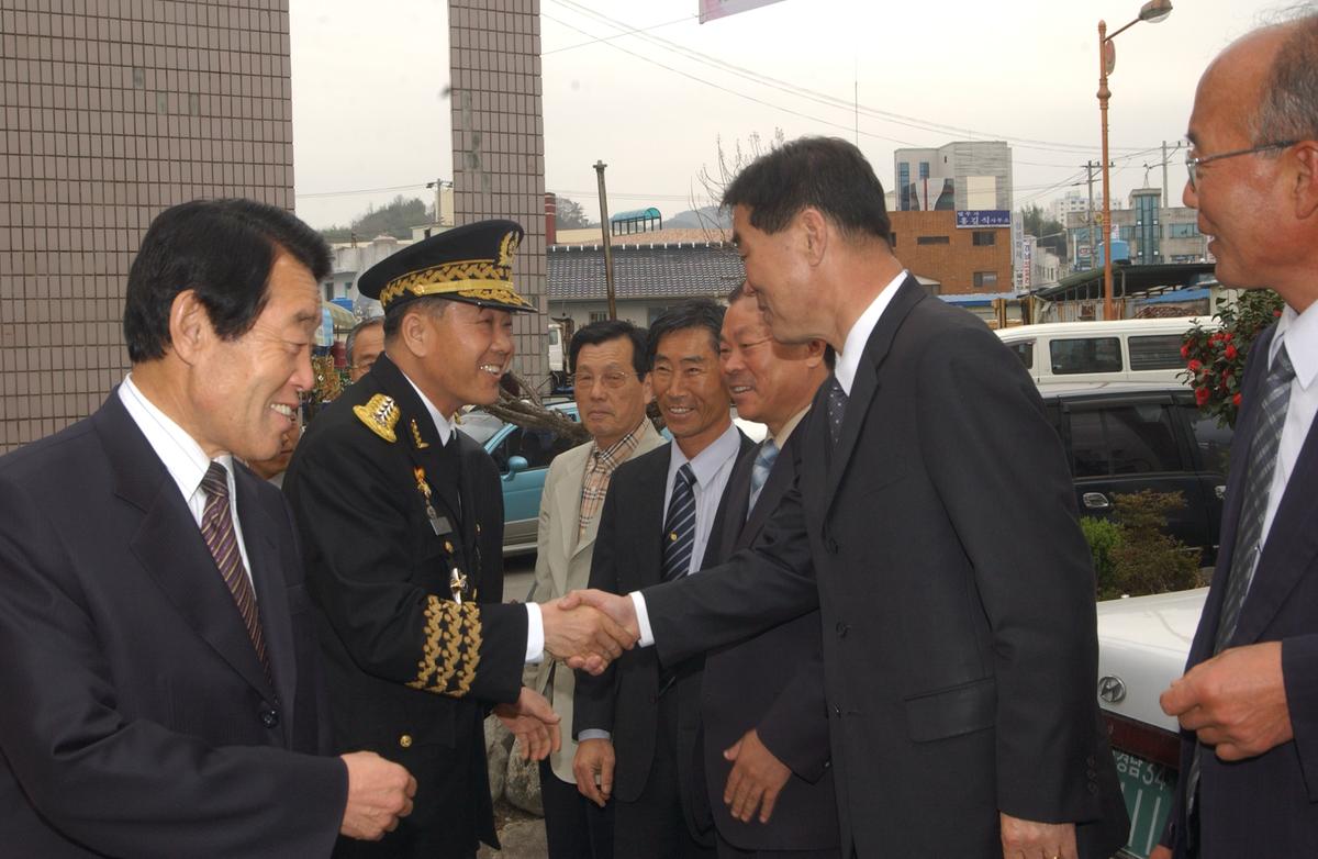 20050409 제2군사령관 환영-2