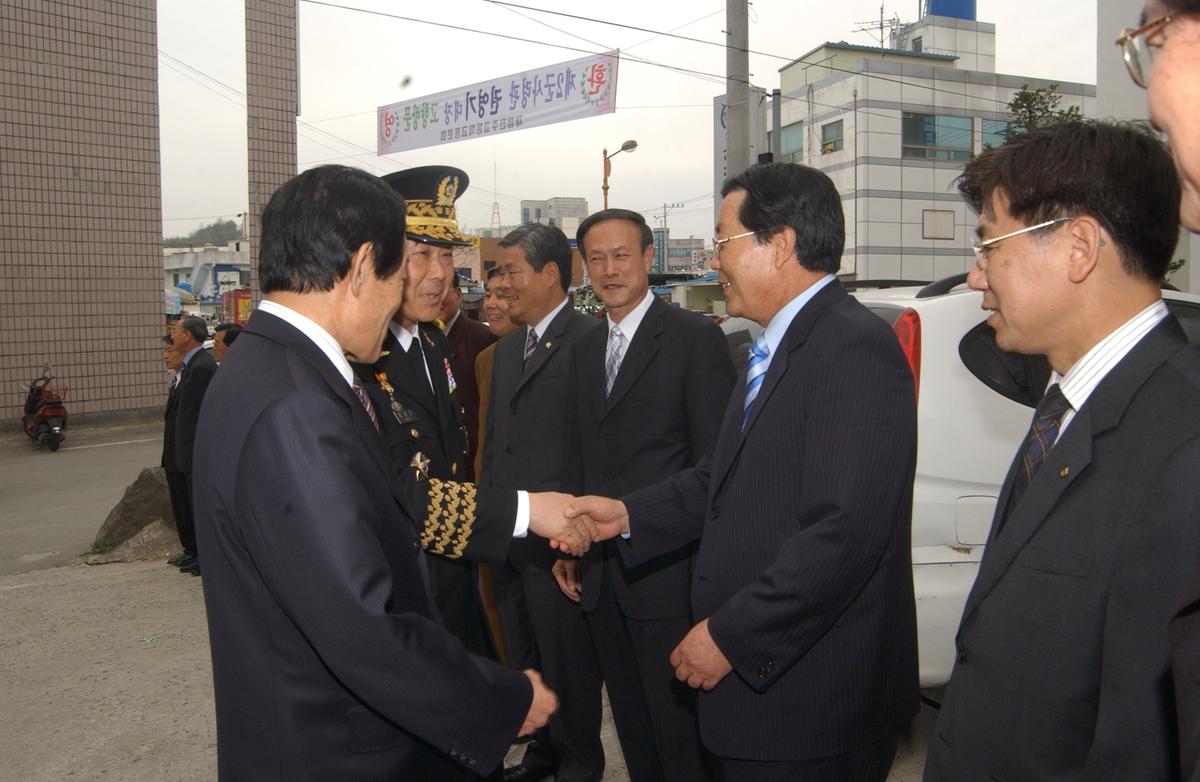 20050409 제2군사령관 환영-2