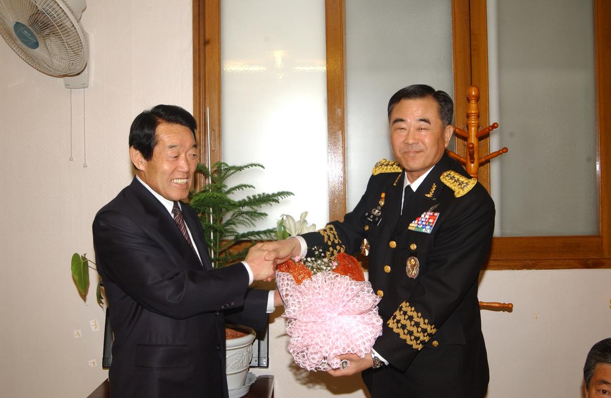 20050409 제2군사령관 환영-2