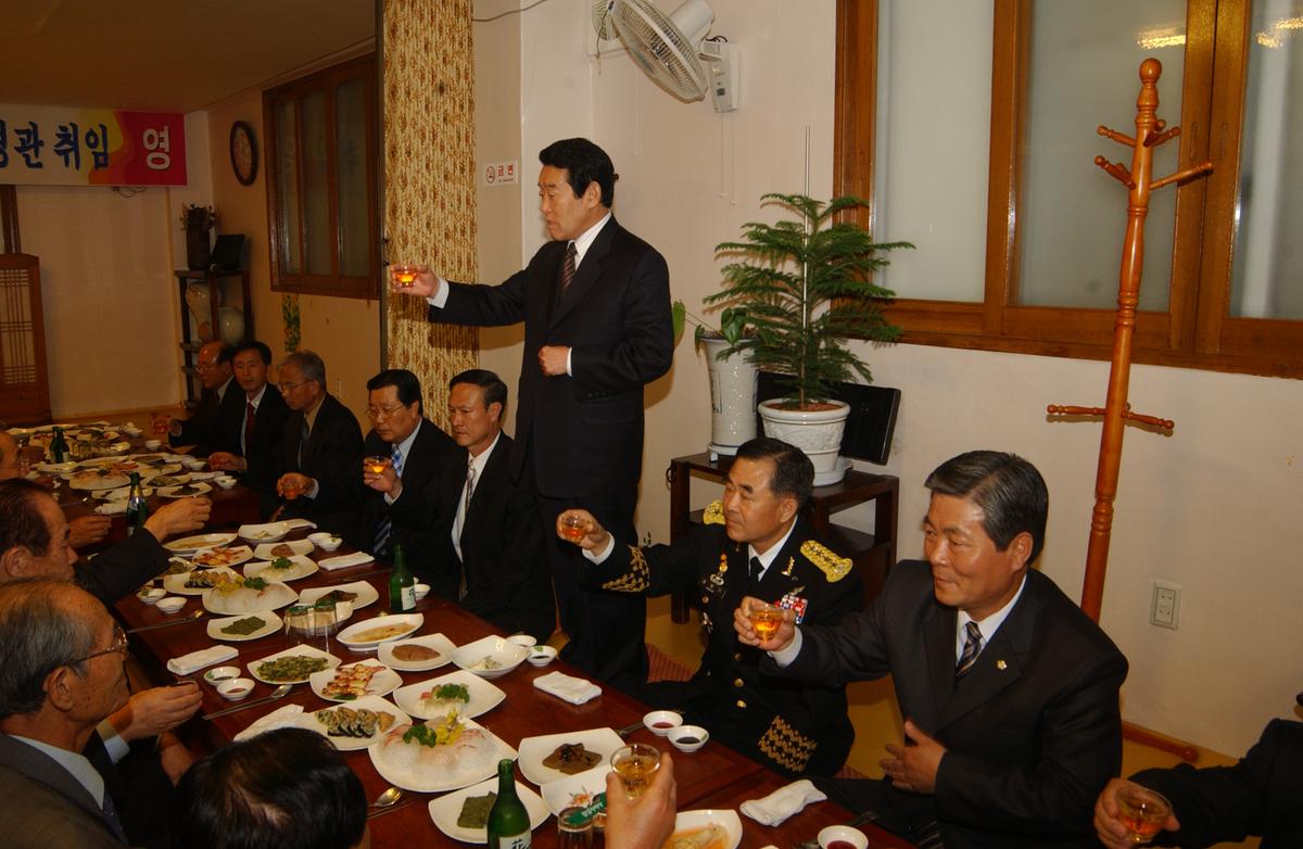 20050409 제2군사령관 환영-3