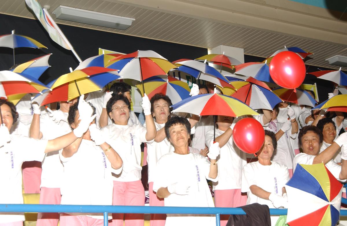 2005노인체조-1