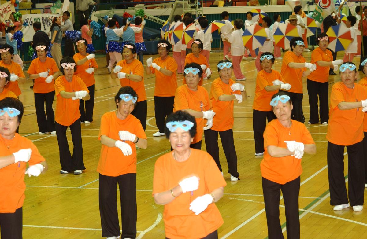2005노인체조-4