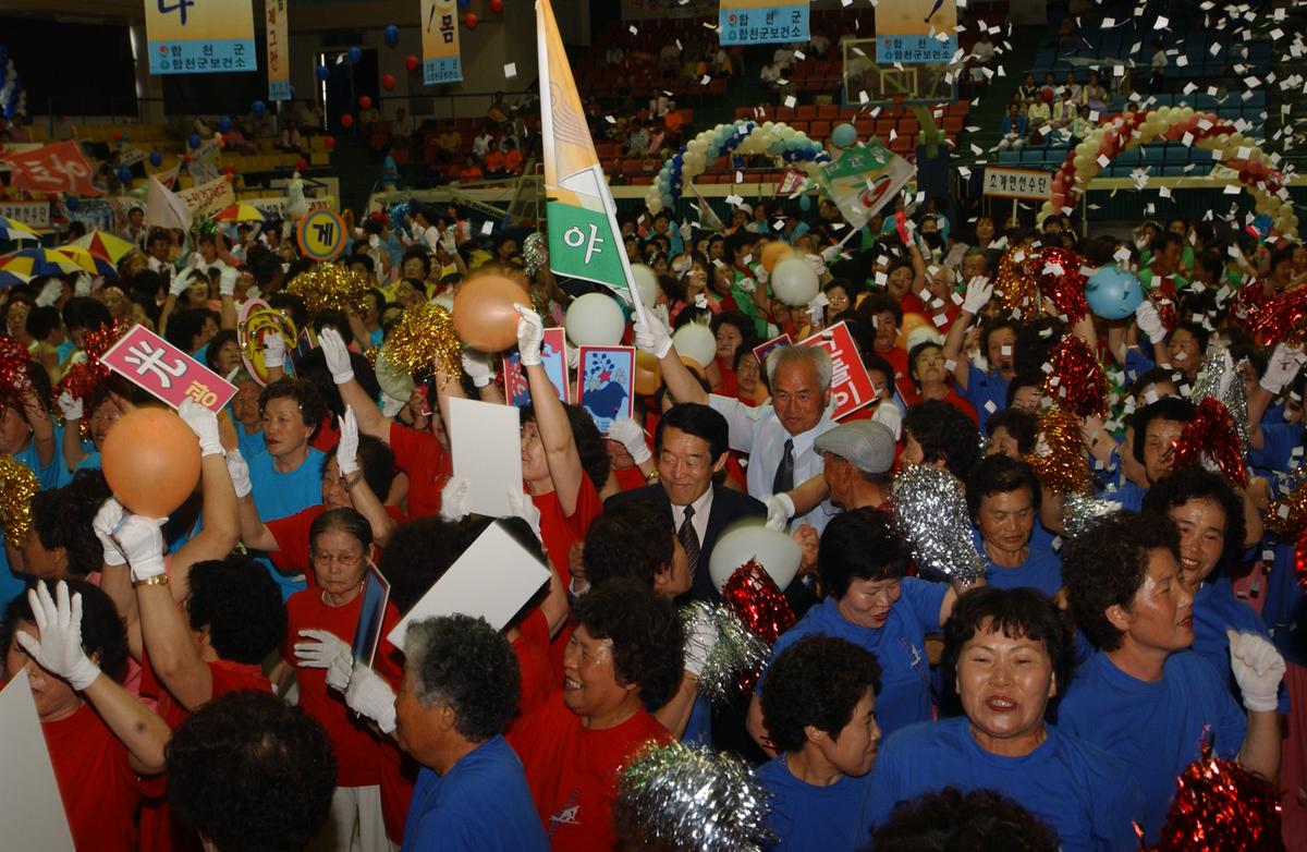 2005노인체조-5