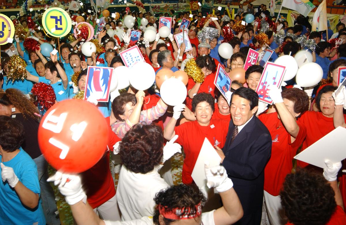 2005노인체조-6