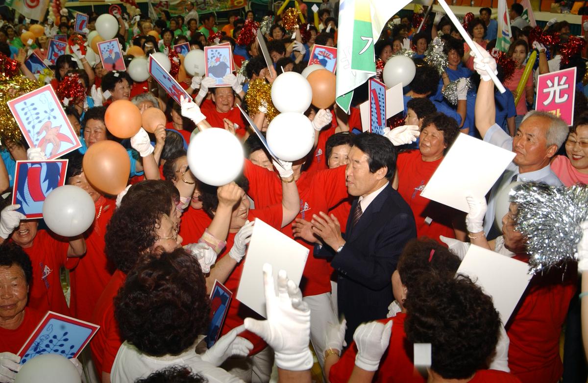 2005노인체조-6