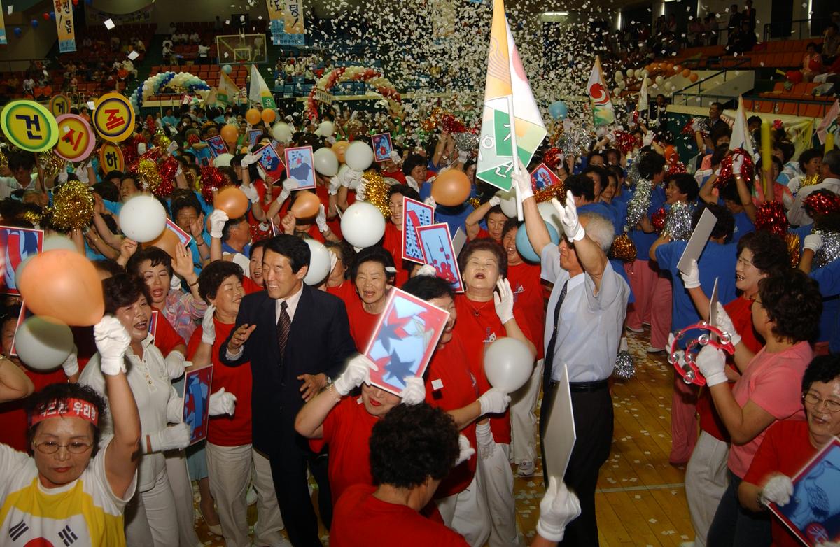 2005노인체조-6