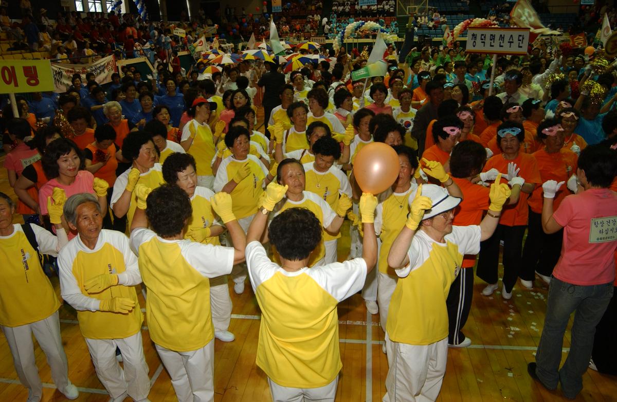 2005노인체조-6
