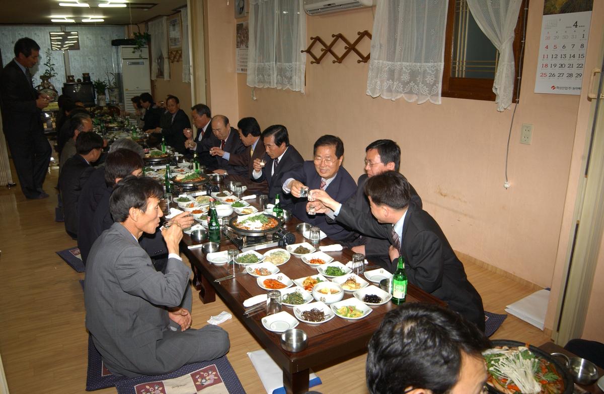 향우초청만찬 및 영화세트장8