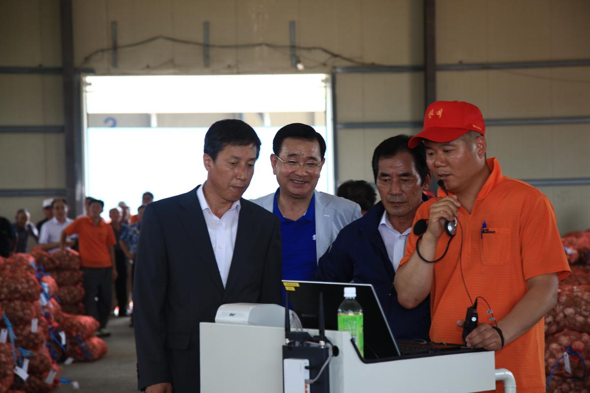 2012년산 마늘 산지이동경매 초매식