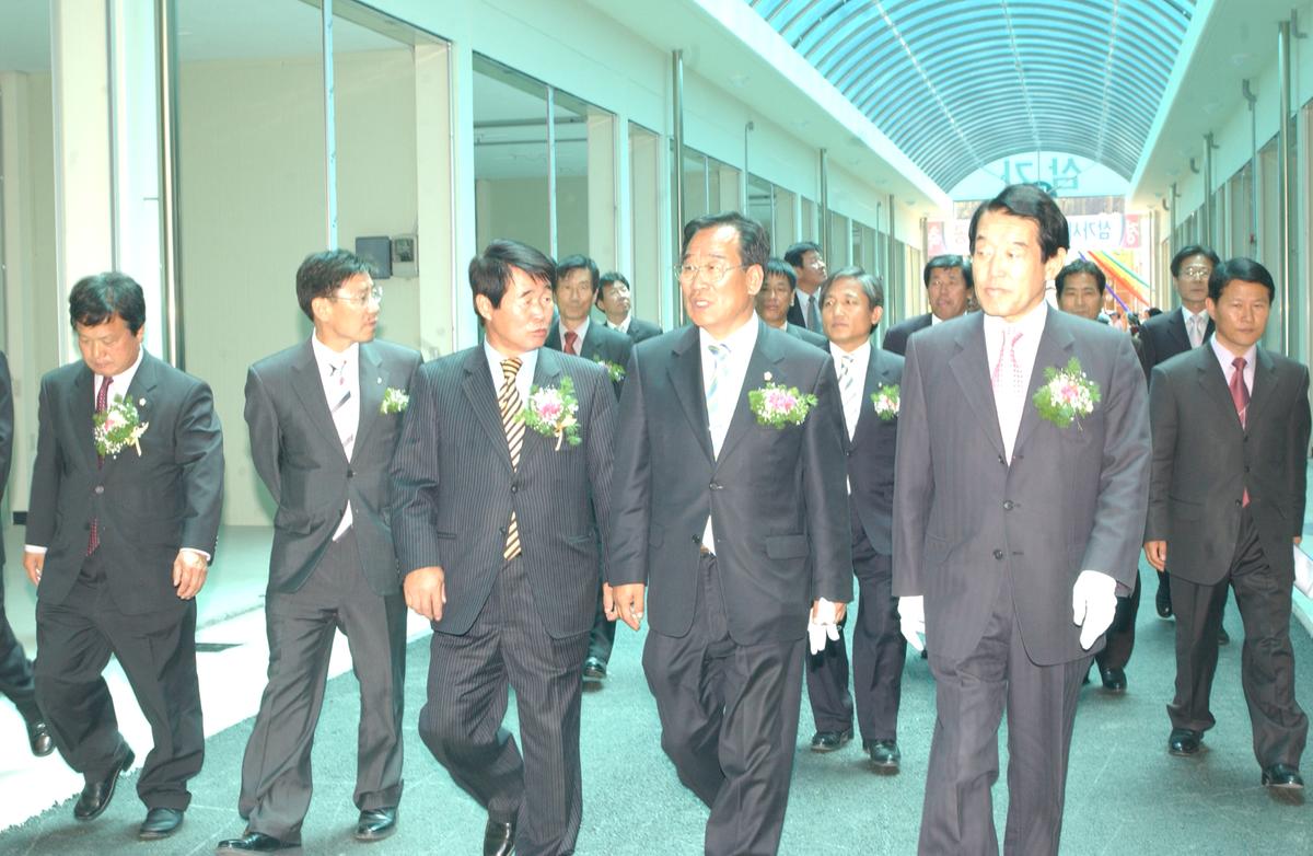 2006삼가시장정비사업준공