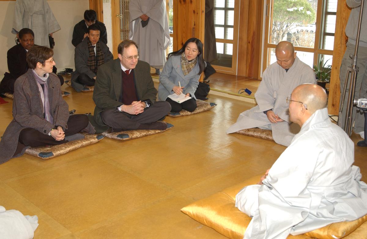 2006주미대사해인사방문-3
