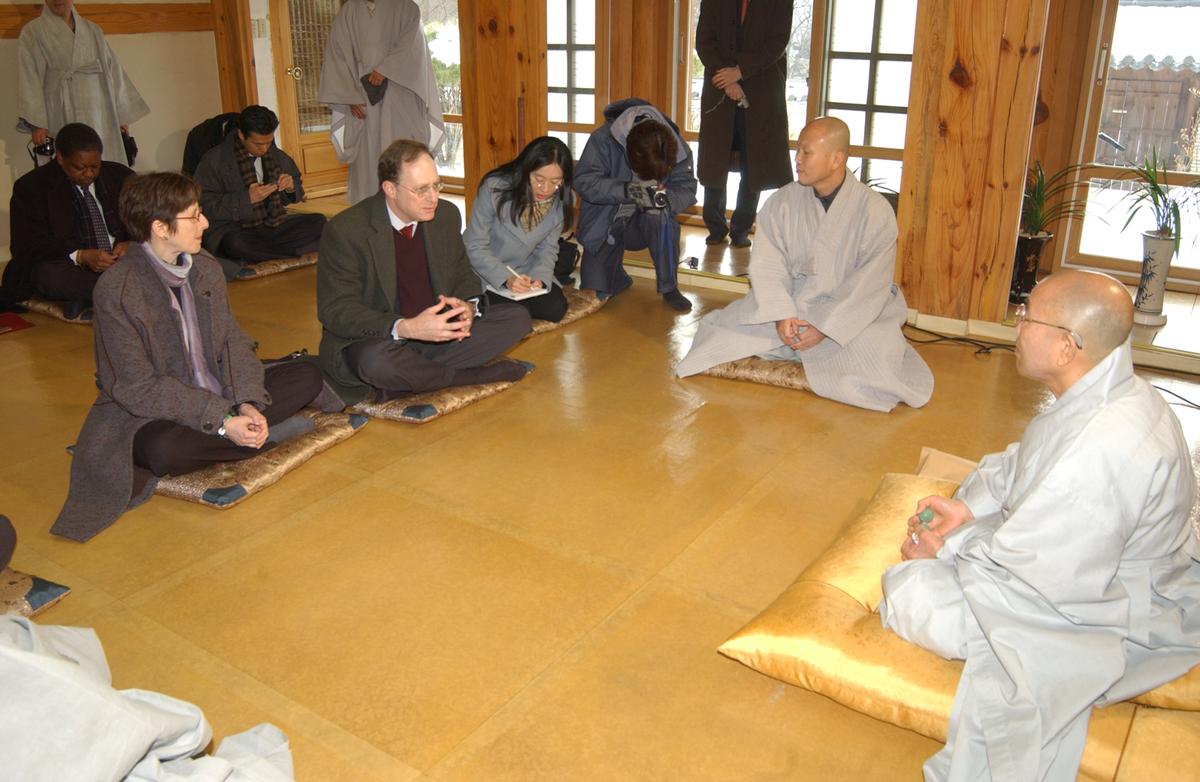2006주미대사해인사방문-3