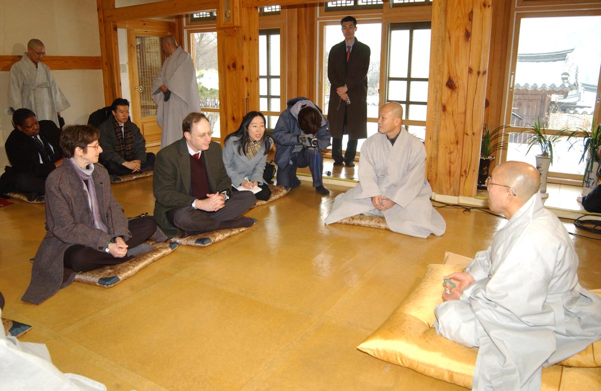 2006주미대사해인사방문-3