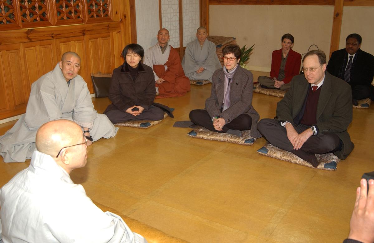 2006주미대사해인사방문-3