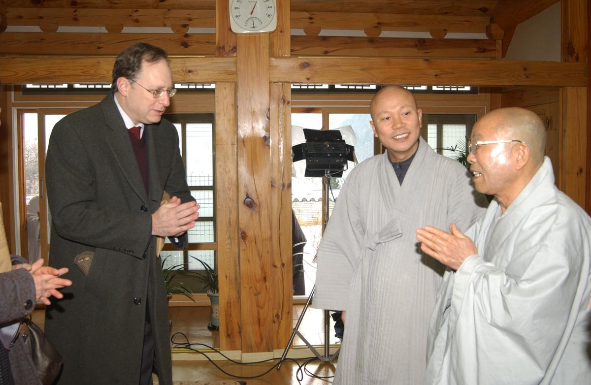 2006주미대사해인사방문-4