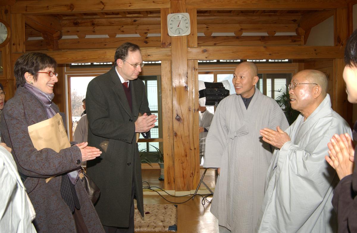 2006주미대사해인사방문-4
