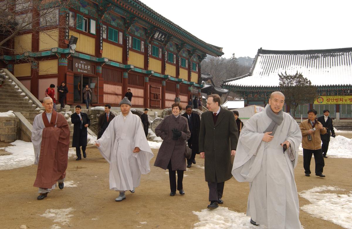 2006주미대사해인사방문-4
