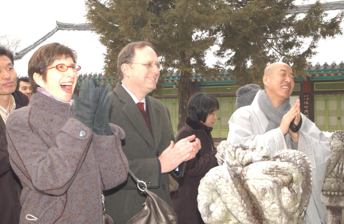 2006주미대사해인사방문-5