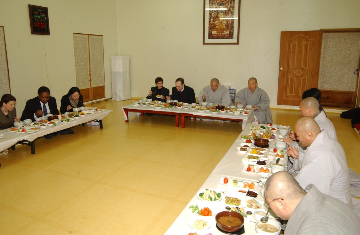 2006주미대사해인사방문-5