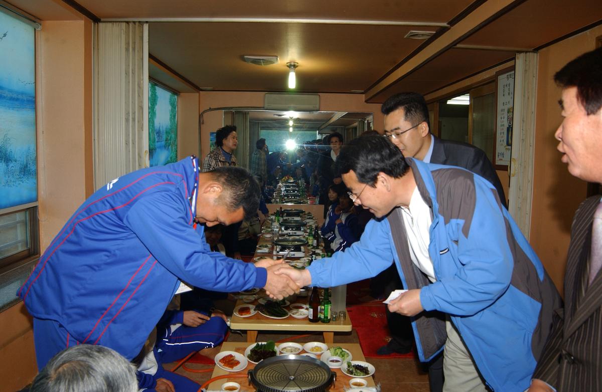 2006일본이토요시 마라톤참가 부군수환영만찬-1