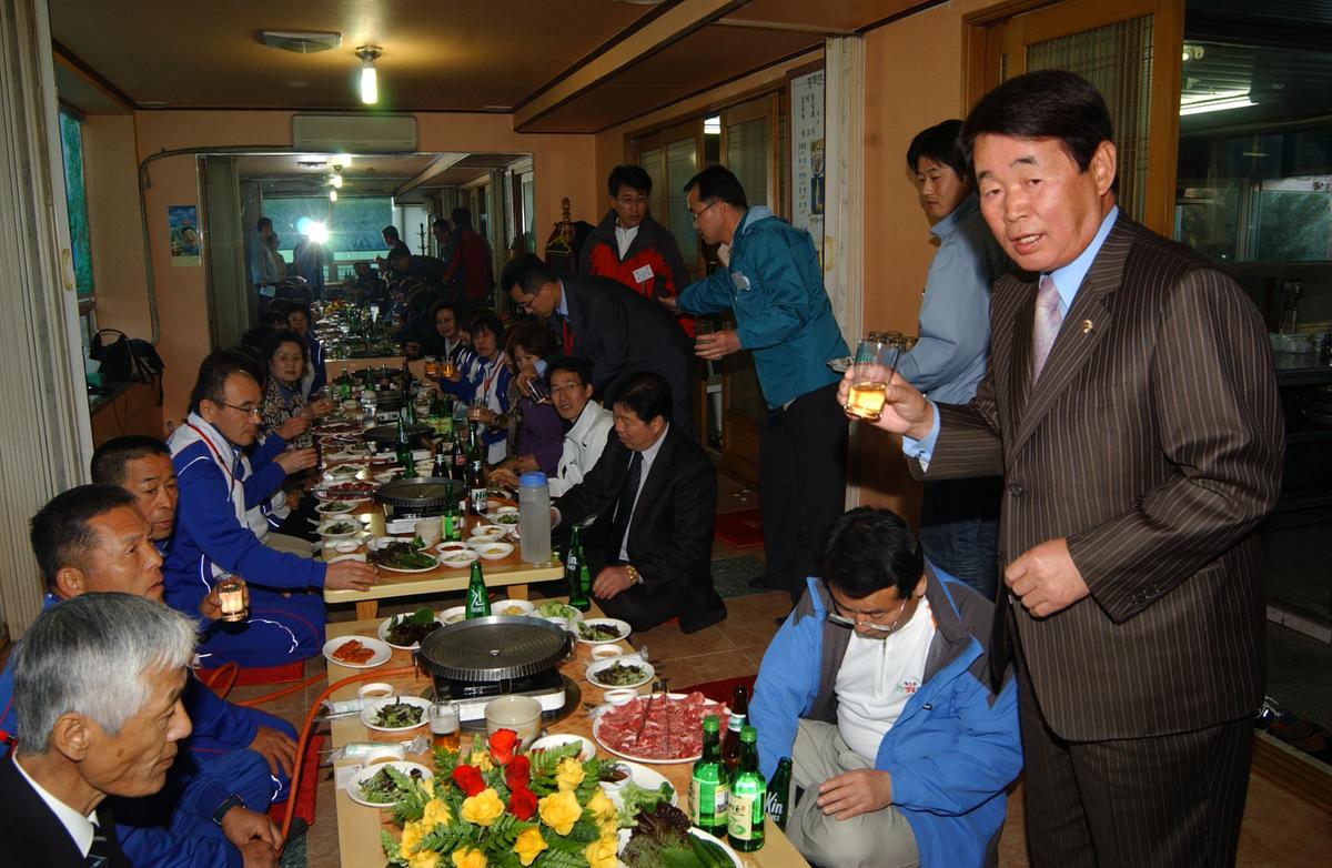 2006일본이토요시 마라톤참가 부군수환영만찬-1