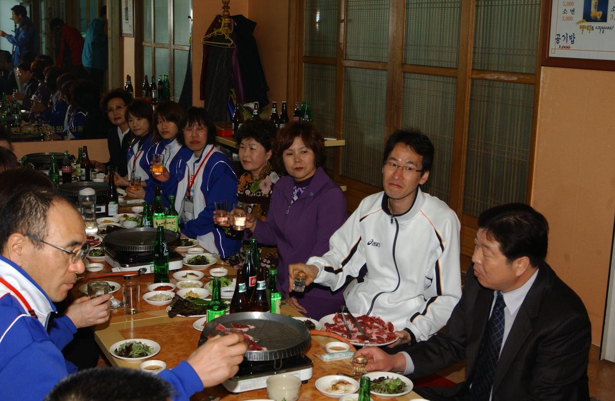 2006일본이토요시 마라톤참가 부군수환영만찬-1