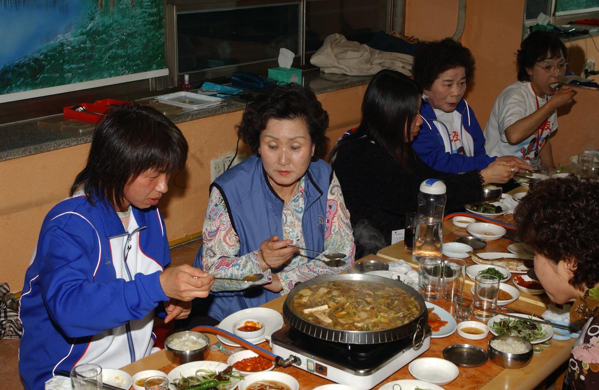 2006일본이토요시 마라톤참가 부군수환영만찬-1