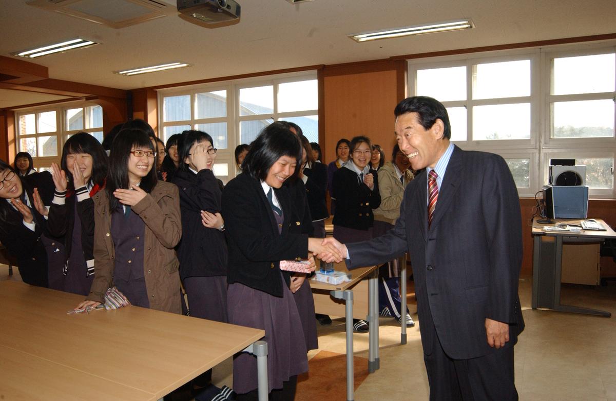 2006군수학교방문