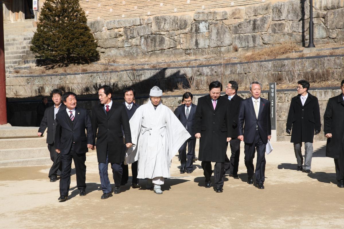 김두관 도지사 해인사방문