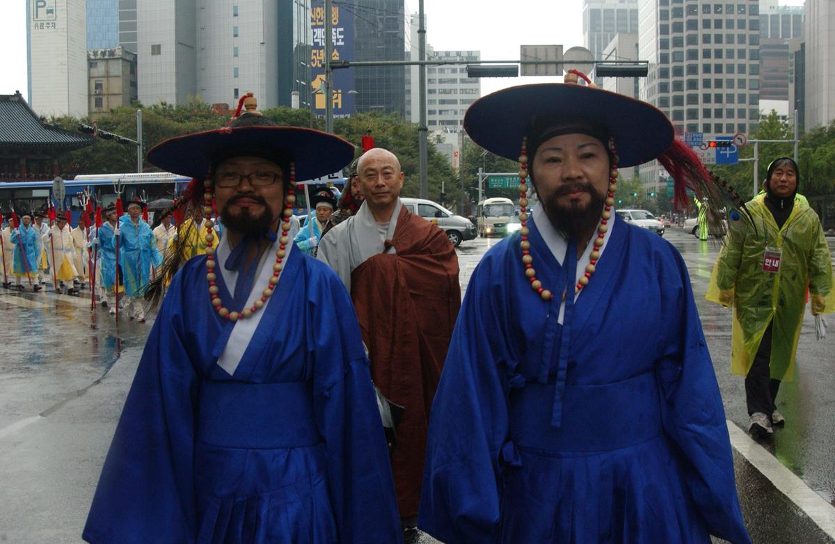 서울이윤재현