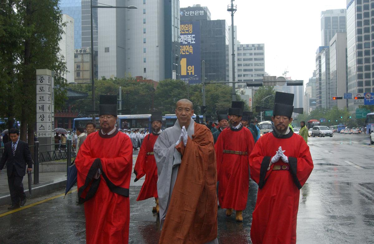 서울이윤재현