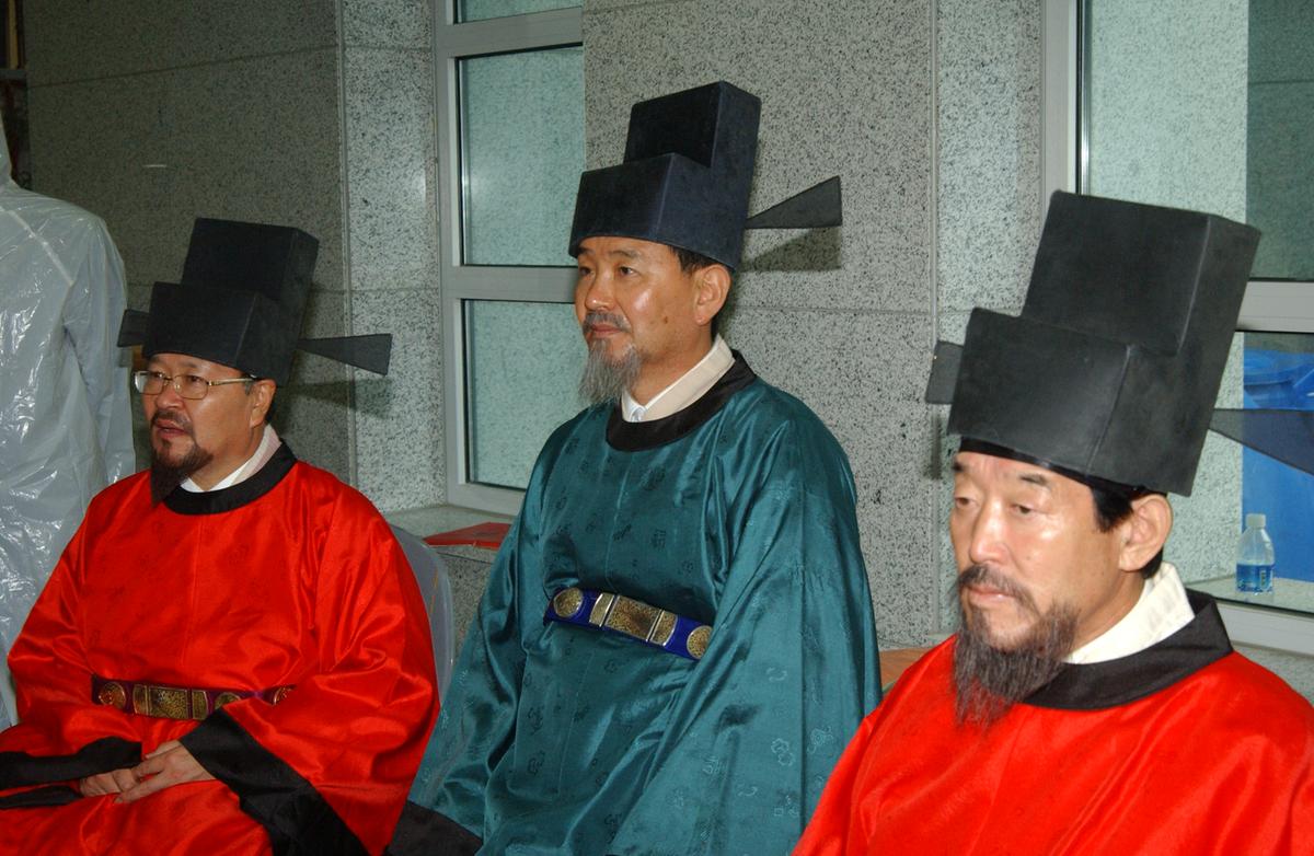 서울이윤재현
